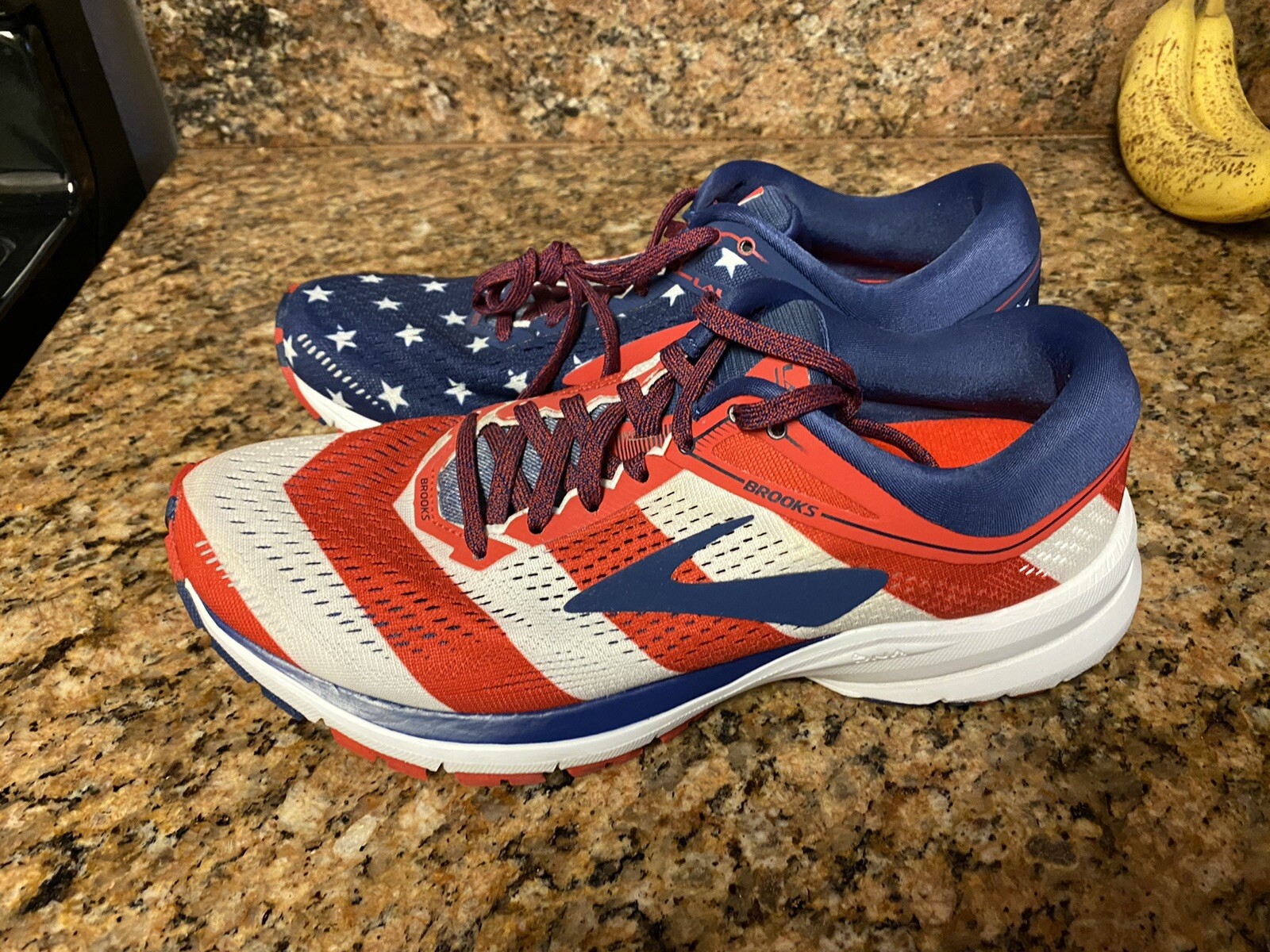 brooks launch 5 stars and stripes womens