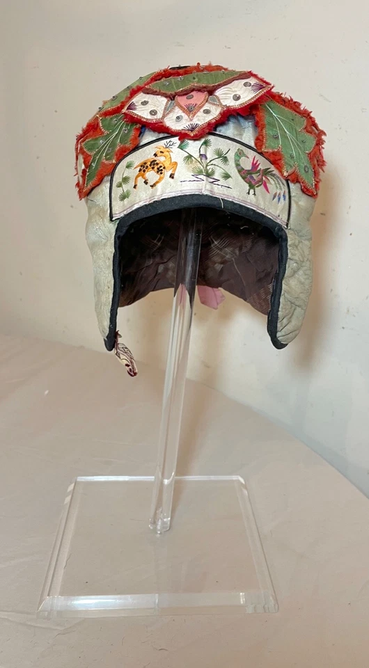 Antiguo sombrero de desfile de festival infantil de seda bordado de metal chino de 1800 ' Foto 2 de 4