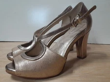 Giani Bernini Gold Metallic Heels Size 6M Open-toe Cross Strap Brinnley