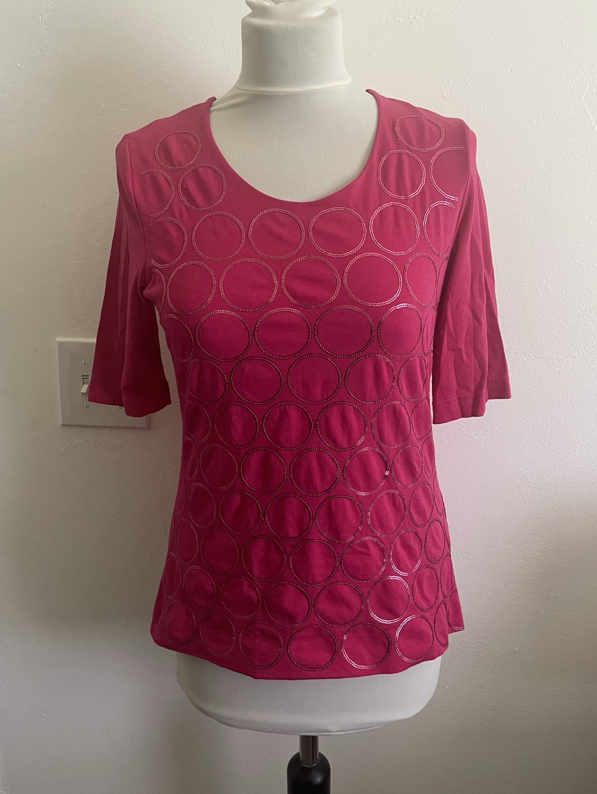 Gerry Weber Women Top 6 Pink Sequins Short Sleeves T Shirt Geometric Bold