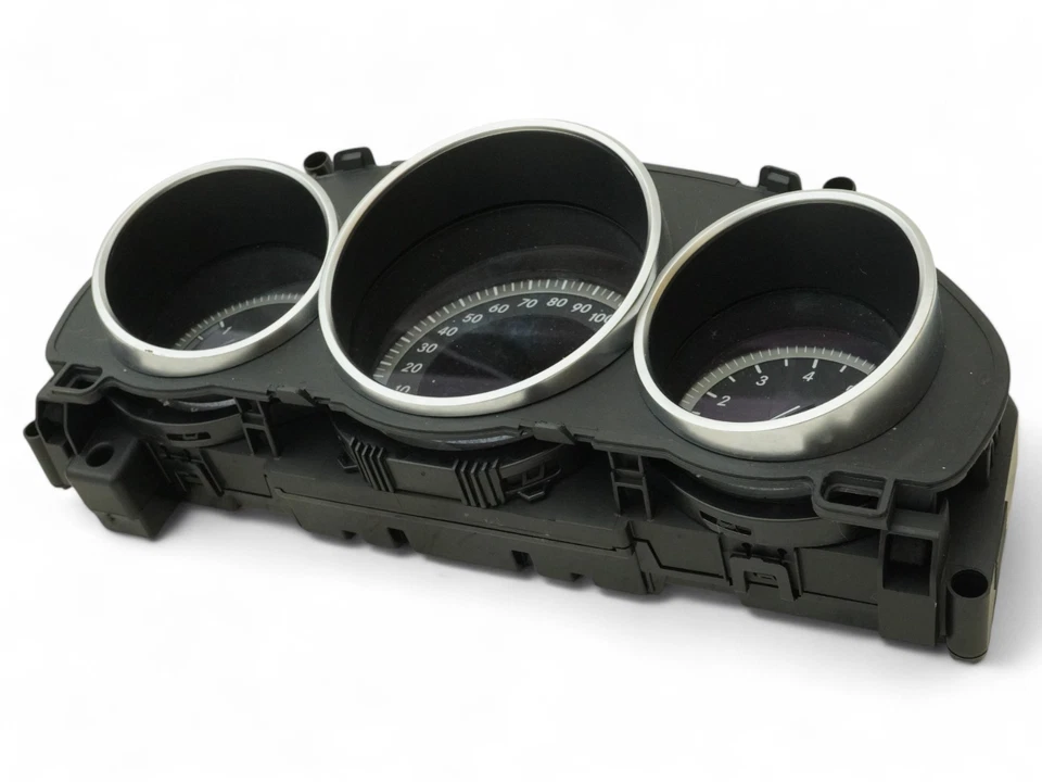 Mercedes Benz Clase E W212 E350 2014 cuadro de instrumentos en velocímetro 135 k OEM Foto 4 de 4