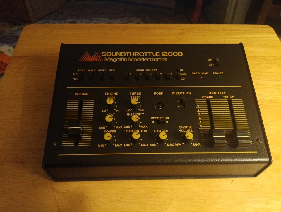 Controlador de sonido SÚPER RARO VINTAGE MAGOFFIN MODELECTRONICS SOUNDTHROTTLE 1200D  Foto 4 de 4