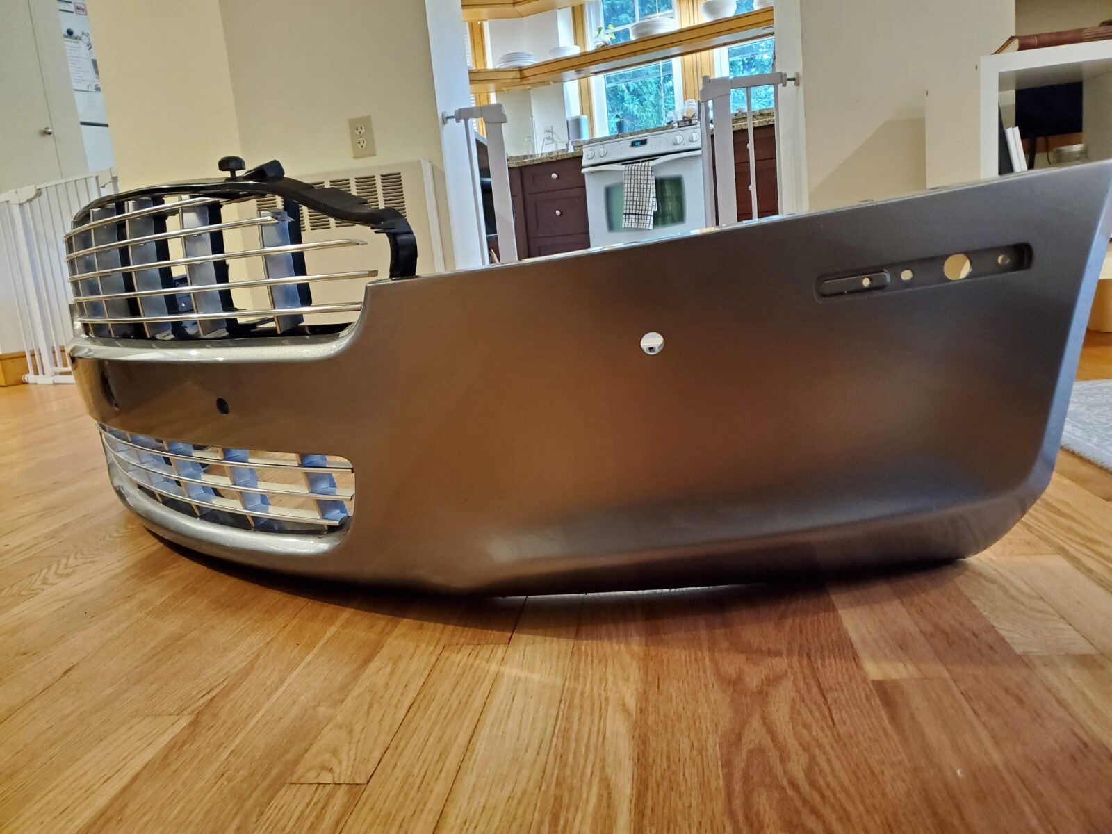 10-12 ASTON MARTIN RAPIDE FRONT BUMPER and GRILL
