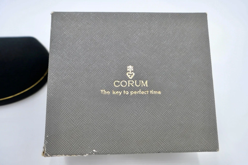 Original 60er 70er Jahre CORUM BOX ETUI UMKARTON mit Samt Vintage - Bild 3 von 4