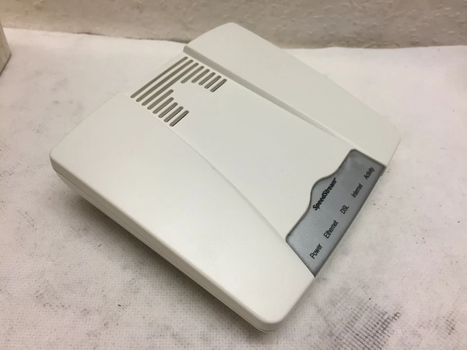 Siemens SpeedStream 4100 Ethernet ADSL Modem COMPLETE SYSTEM NEVER USED - Image 3 of 4