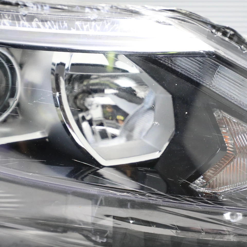 Faro halógeno del mercado de accesorios del lado derecho del pasajero Nissan Qashqai 2017-2019 Foto 2 de 4