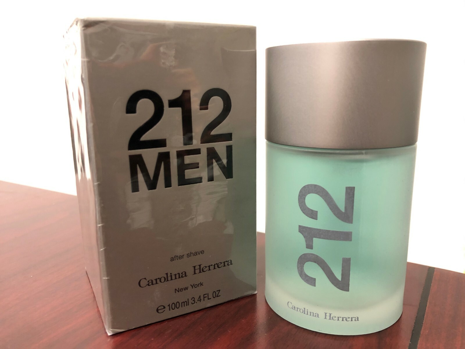 after shave carolina herrera 212
