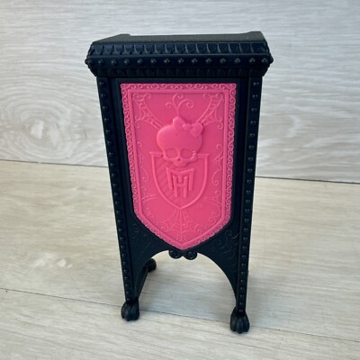 Mattel Monster High School Podium Table Pink & Black Replacement Part