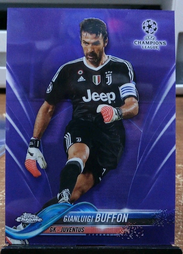 2017-18 Topps Chrome UCL Refractor Gianluigi Buffon Purple Refractor /250