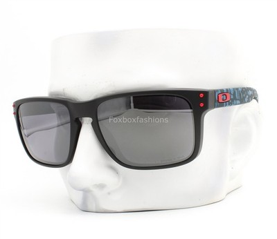 Oakley Holbrook Sunglasses OO9102-Y255 Matte Black Teal Temples with Pouch
