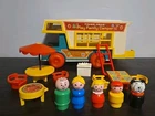 Vintage 1972 FISHER PRICE #994 PLAY FAMILY CAMPER 16 Piece People Grill Table