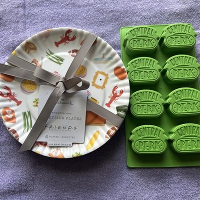 FRIENDSGIVING Hallmark Appetizer Plates Set of 8 & Ice Cube Mold *Brand New 