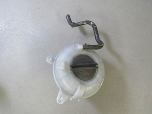 VW Golf 7 5G Ausgleichsbehälter Kühlflüssigkeit A43821 5q0121407d