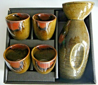 Japanese 5 Piece Porcelain Saki Set (Best Quality Selection of Japan) Brand New
