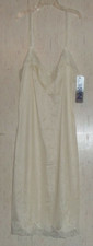 NWT WOMENS LORRAINE IVORY NON CLING NO RIDE UP FULL SLIP  SIZE 32 MADE IN USA