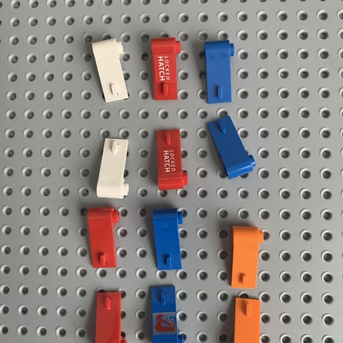 LEGO 3822 Vehicle Opening Car Truck Door Gate 1x3x1 Lot of 12 mixed colors b - Picture 7 of 7