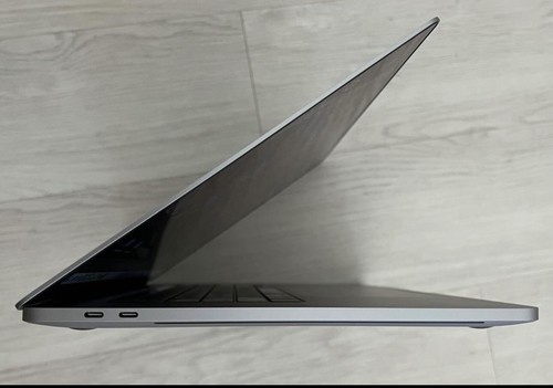 MacBook Pro i7 2.6GHz 16" (Late 2019) 512GB SSD Touch Bar - AMD Radeon Pro 5300M - Picture 6 of 8