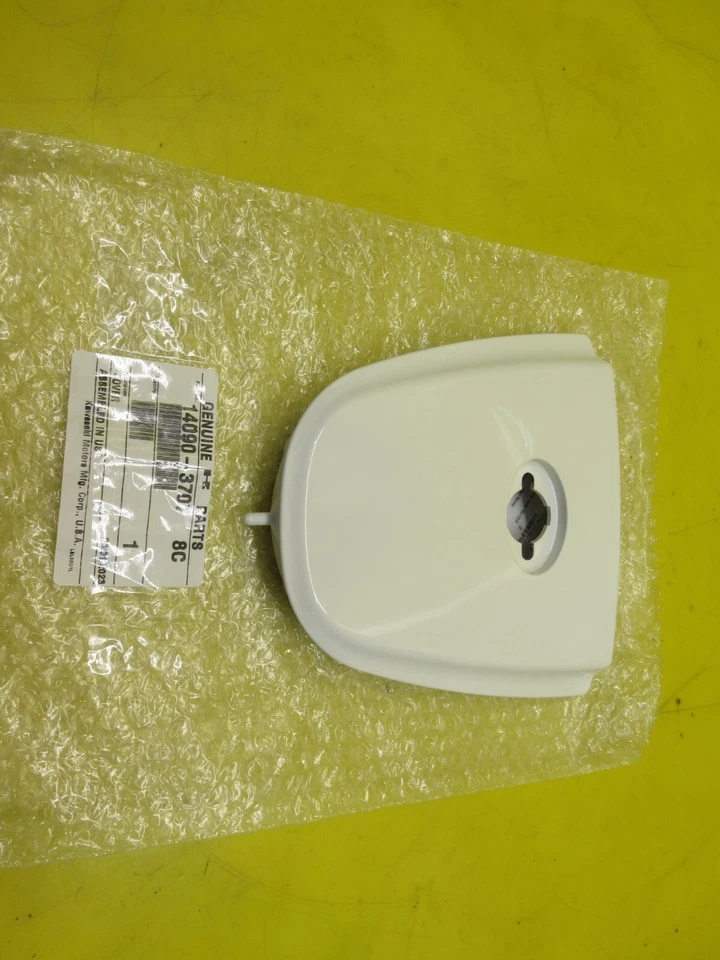 NOVO FABRICANTE DE EQUIPAMENTO ORIGINAL KAWASAKI JET SKI 750SX 750 SX SXi PRO TAMPA DA PORTA DO GÁS COMBUSTÍVEL TAMPA DO NARIZ - Imagem 2 de 4