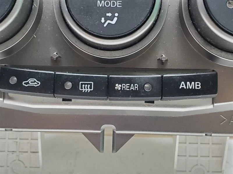 Mazda 5 2009 control de temperatura con aire acondicionado eléctrico  Foto 3 de 4