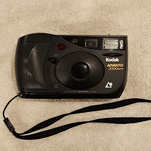 Kodak Advantix 2000 Auto Compact Point and Shoot APS Film Camera Tested