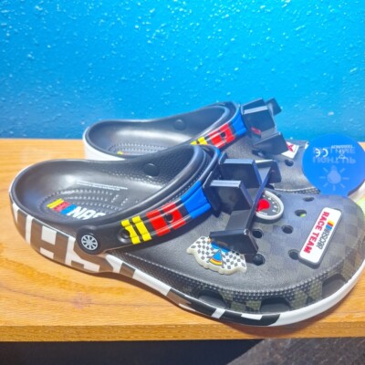 CROCS Black Men\'s Classic Clog Sandals with Team Charm Crocs and the NFL just dropped their first wave of Classic  main image 4