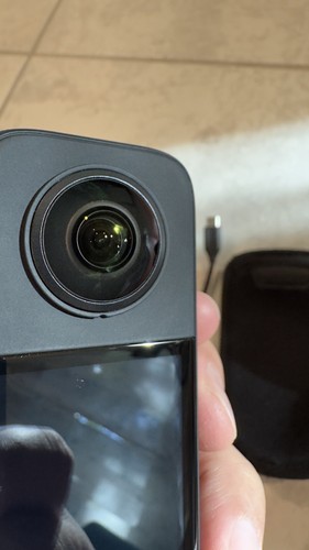 Insta360 X3 Action Camera ( scratched lense ) - Picture 6 of 11