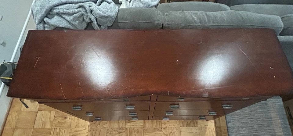 Brown Dresser 8 Drawers - Image 4 of 4