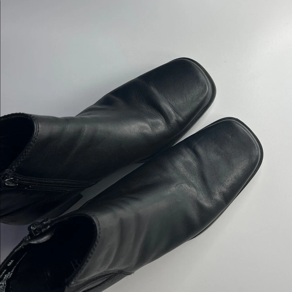 Botas al tobillo vintage de cuero con puntera cuadrada Bass de cuero negro grapas 6M Foto 4 de 4