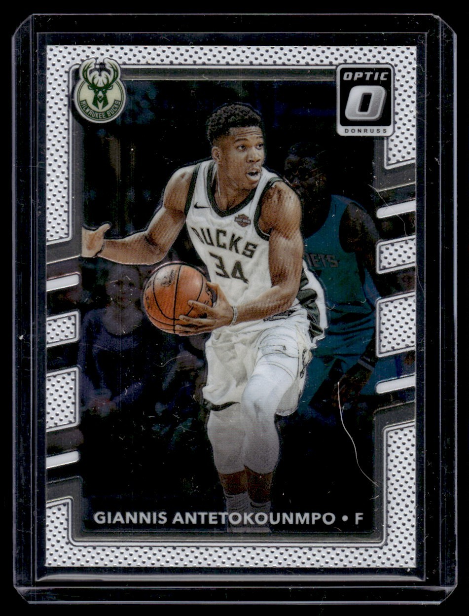 2017-18 Donruss Optic Giannis Antetokounmpo Milwaukee Bucks #81