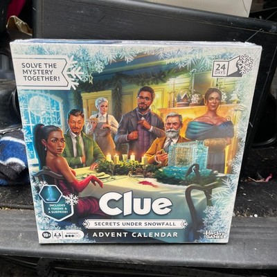 CLUE Advent Calendar: Secrets Under Snowfall 24 Days Family Solve Mystery Game