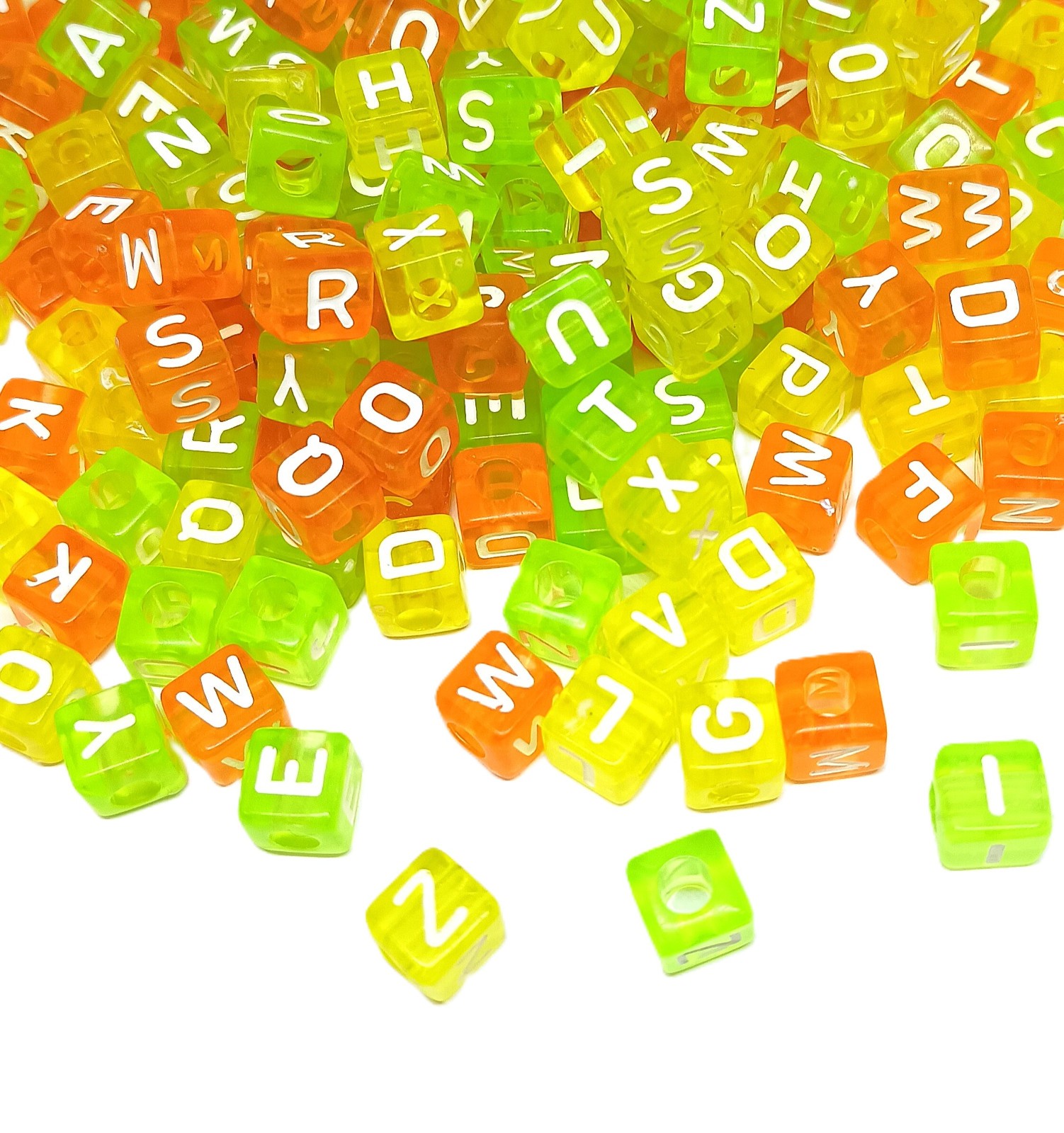 100pcs cube 8mm acrylic alphabet beads Transparent Multicoloured mixed letters