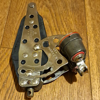 Harken 57mm Hexarachet Block with Fiddle and Becket