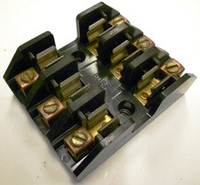 BUSS FUSE HOLDER 2812 30A 600V CU ONLY