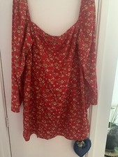 Pretty Little Thing Size 26 Red Floral Dress