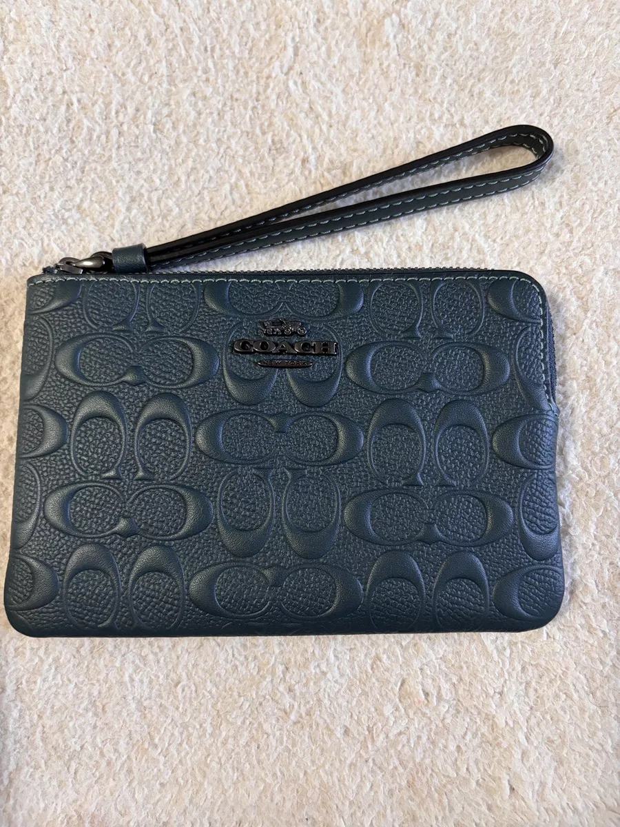 Coach hotsell embossed wristlet