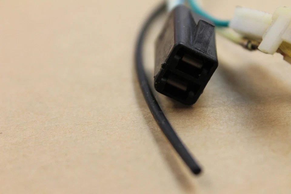 Interruptor de puerta delantera antirrobo ACDelco para ciertos vehículos GM, ver lista Foto 4 de 4