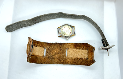 Vintage men's Mechanical Swiss watch 17 Jewels Enicar MINOR Rare