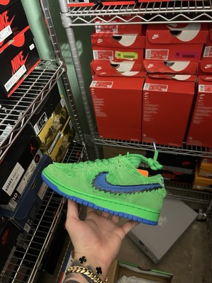 Size 4 - Nike SB Dunk Low x Grateful Dead Green Bear 2020