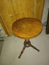 Splendido tavolino da fumo del primo 900"