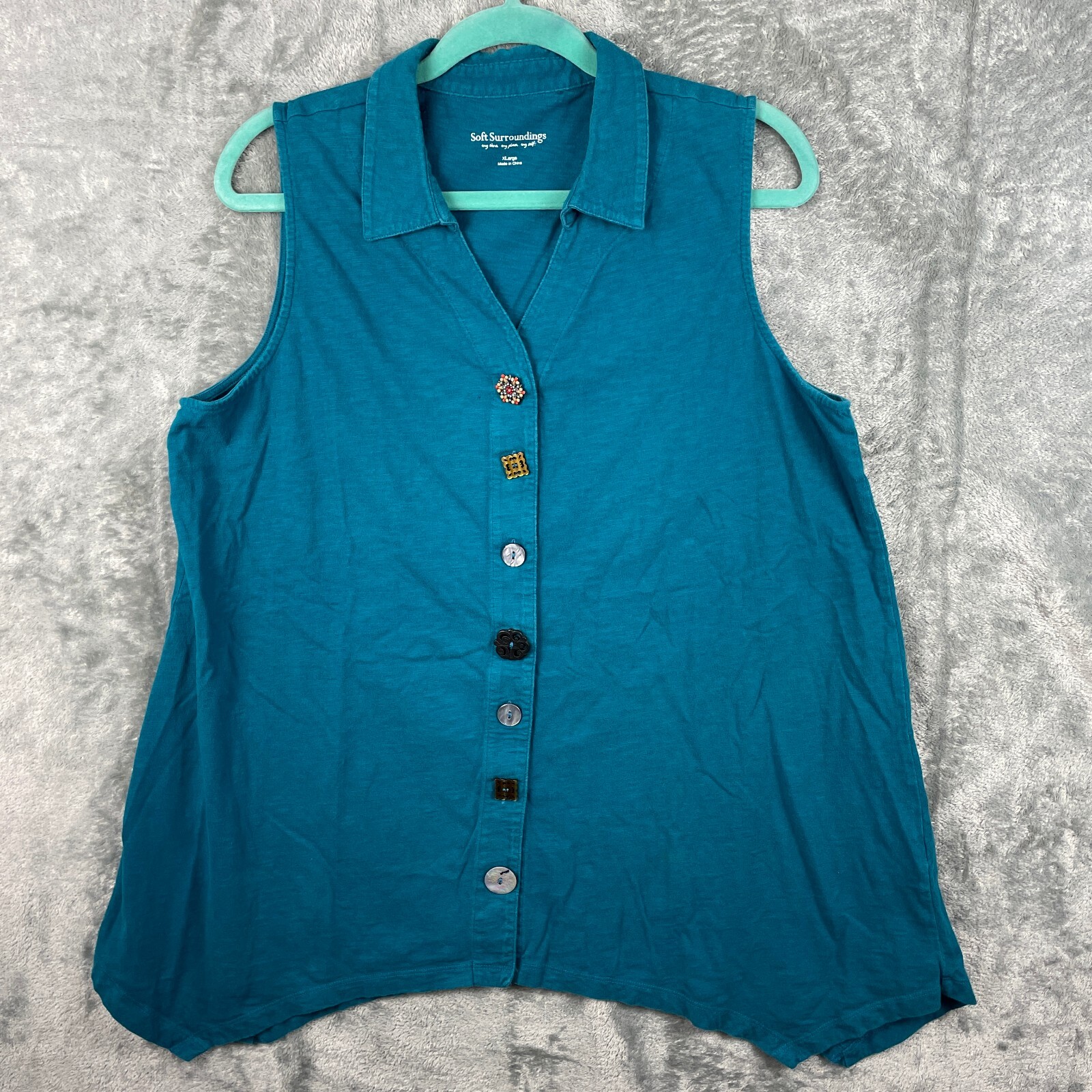 Soft Surroundings Top Womens  XL Blue Danielle Unique Buttons Sleeveless Artsy