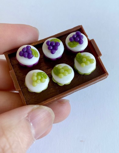 1:12 miniature handmade bakery store dessert cupcake cookies donuts hotdog tray - Picture 16 of 71