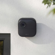 Blink - Outdoor 4 1-Camera Wireless 1080p Security System works with Alexa
