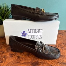 Mootsies Tootsies Womens 8.5 M Loafers Momartina Brown Faux Crocodile Slip Ons