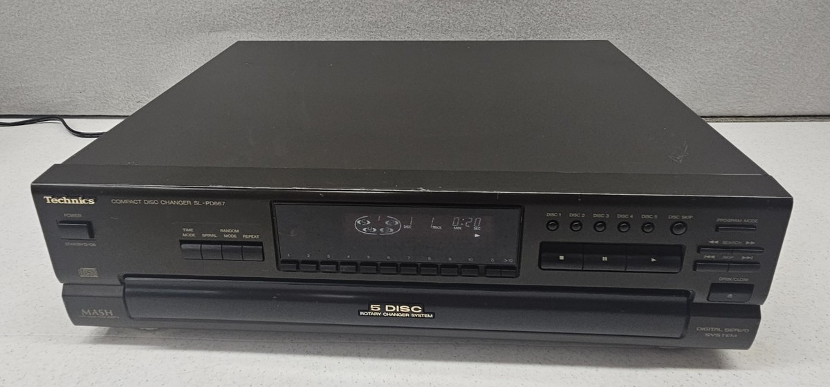 Technics SL-PD667 5-Disc CD Changer/Player - Made in Japan