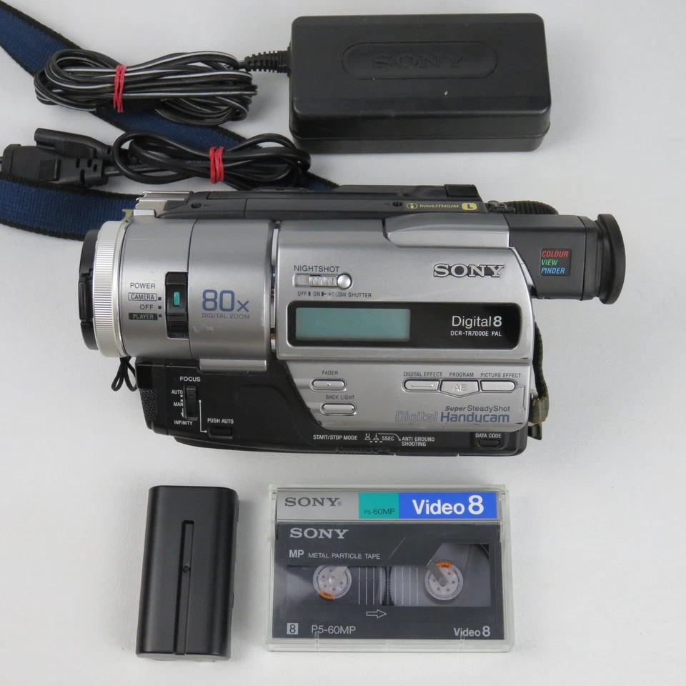 Tested ✅ Sony DCR-TR7000E Digital 8 Camcorder Handycam PAL Hi8 Video 8 DV-Out - Bild 2 von 4