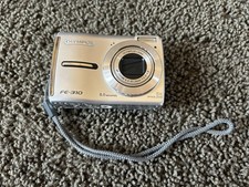 Olympus FE FE-310 8.0MP Digital Camera - Silver Parts / Repair Only 
