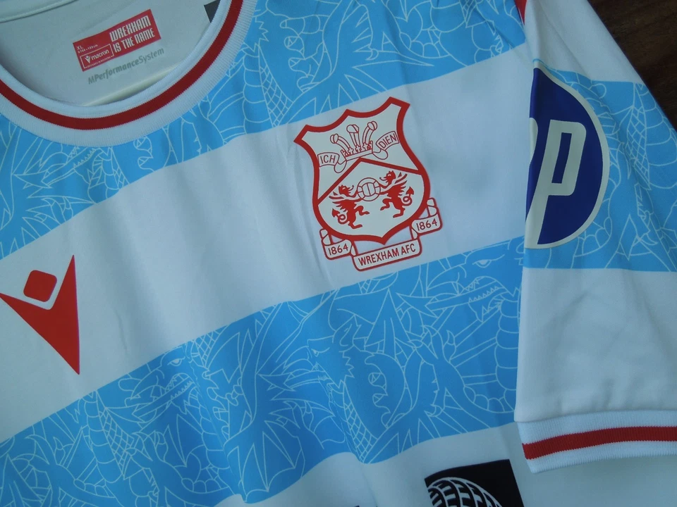 Tercera camiseta Wrexham AFC, 2025/26, Macron, grande Foto 4 de 4