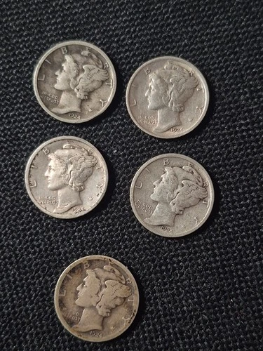 5 Beautiful 1924 Silver Vintage Mercury Dime Coin Collection