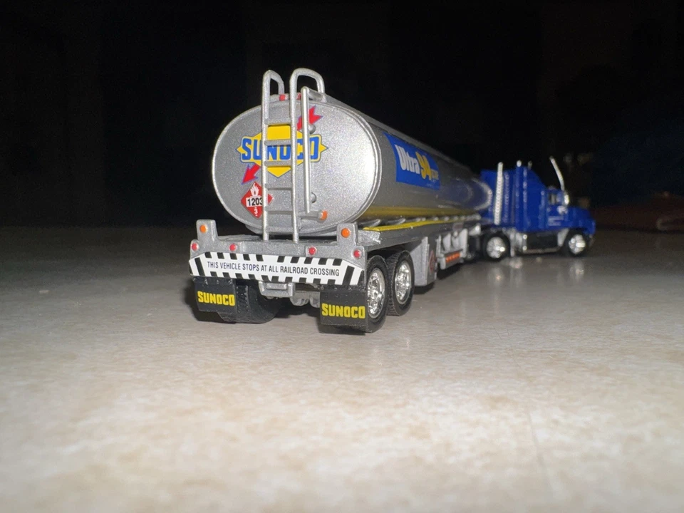 Matchbox Collectibles Sunoco Ford Areomax 1998 Diecast Tanker - Certificado de autenticidad/Org. Paquete Foto 4 de 4
