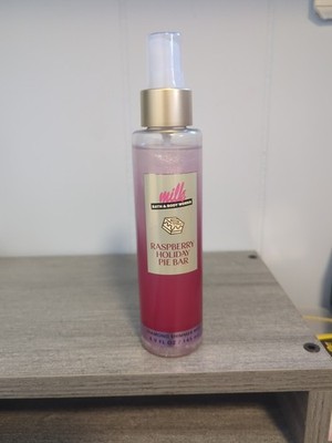 Bath & Body Works × Milk Bar   Raspberry Holiday Pie Bar Diamond Shimmer Mist